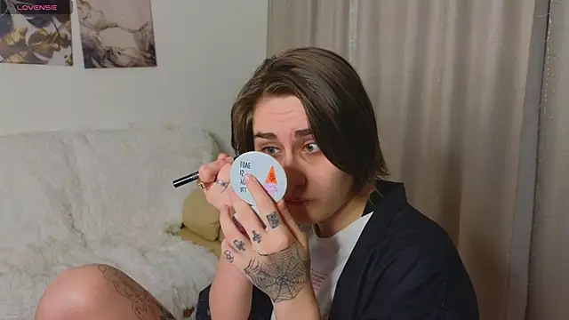 Funny bunnyy online show from 03/06/25, 02:30