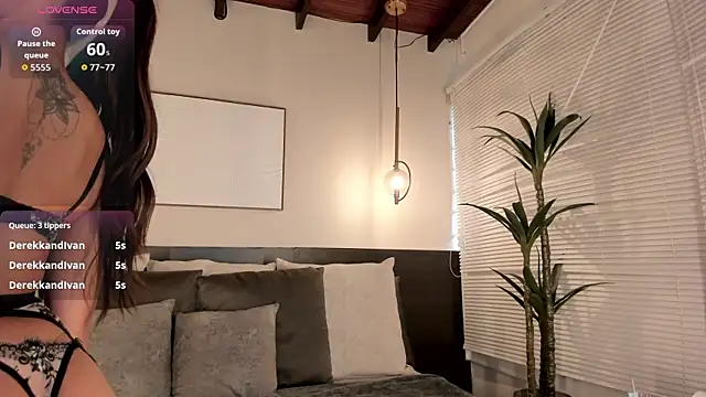 SophieBlake online show from 11/26/25, 07:59