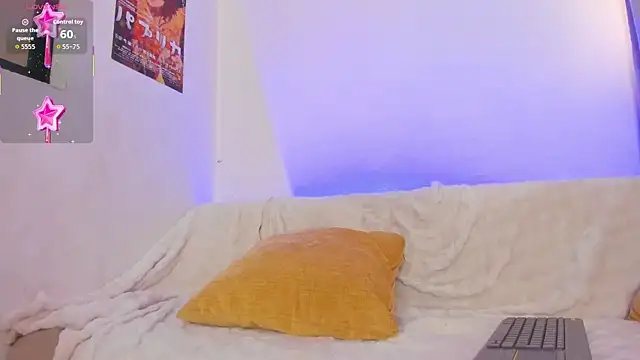 lil hanna18 online show from 06/18/26, 12:42