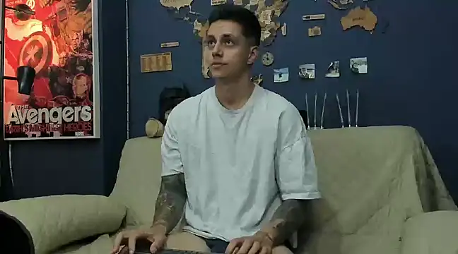 Snapshot of JeanBroc chatting on 12/01/24, 08:31 JeanBroc online show from 12/01/24, 08:31