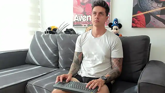 Snapshot of JeanBroc chatting on 11/02/25, 08:00 JeanBroc online show from 11/02/25, 08:00