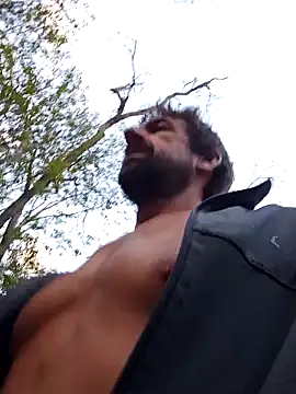 Snapshot of sinful_silvio chatting on 02/06/25, 10:43 sinful silvio online show from 02/06/25, 10:43