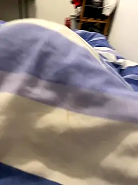 Lcrete online show from 10/25/25, 01:29