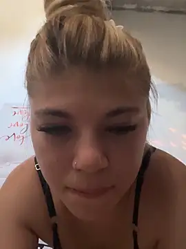 Snapshot of PEACHY439 chatting on 02/20/25, 08:14 PEACHY439 online show from 02/20/25, 08:14