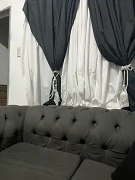 Snapshot of PEACHY439 chatting on 03/22/25, 01:43 PEACHY439 online show from 03/22/25, 01:43