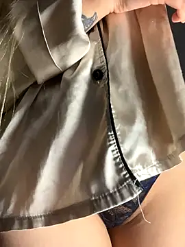 Snapshot of PEACHY439 chatting on 11/28/25, 04:26 PEACHY439 online show from 11/28/25, 04:26