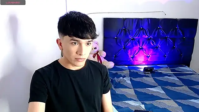 benji hoter online show from 11/12/25, 09:58