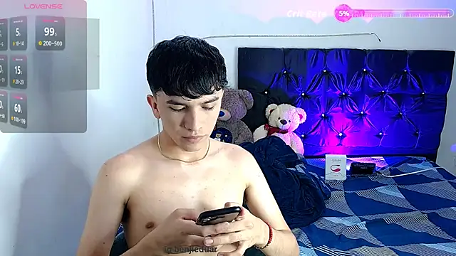 benji hoter online show from 11/14/25, 10:18