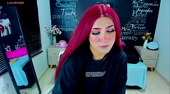 DarianaGia online show from 12/08/24, 06:11