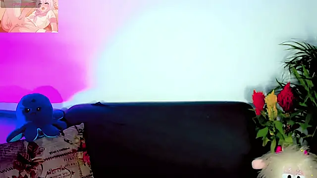 Snapshot of dollswit01 chatting on 09/28/25, 05:13 dollswit01 online show from 09/28/25, 05:13