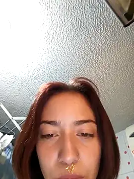 Snapshot of Scarllett_BDSM chatting on 12/23/25, 09:29 Scarllett BDSM online show from 12/23/25, 09:29