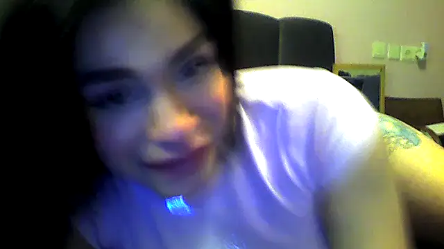 Snapshot of Spoiiiled chatting on 12/04/25, 09:45 Spoiiiled online show from 12/04/25, 09:45