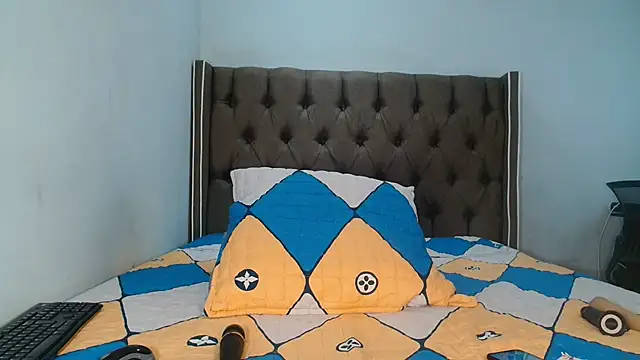 CHOCKYCHOCX2 online show from 02/08/26, 04:38