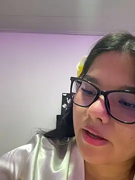 SophieHarris  online show from 05/09/26, 04:28