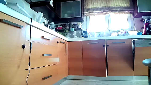 Kalia Cross online show from 10/24/25, 01:18