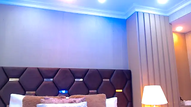 Snapshot of DevonPiers chatting on 12/06/24, 12:16 DevonPiers online show from 12/06/24, 12:16