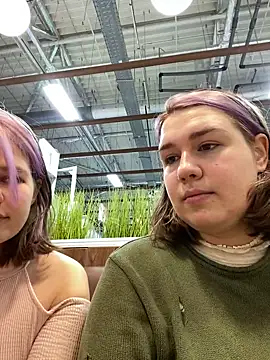 SuzieMurray online show from 12/26/24, 09:33