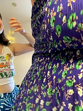 SuzieMurray online show from 11/04/25, 12:37