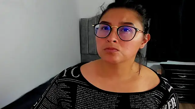 Snapshot of lorymoon chatting on 01/07/25, 07:28 lorymoon online show from 01/07/25, 07:28