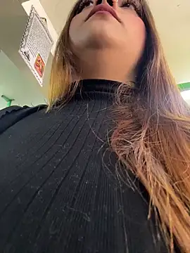 Tatiana O online show from 11/11/25, 04:07