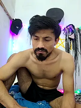 Snapshot of charlesss19 chatting on 02/08/25, 02:38 charlesss19 online show from 02/08/25, 02:38