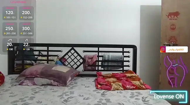 sexy-honey09 online show from 03/09/25, 05:17