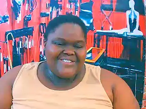 EbonyHotBuns online show from 10/28/25, 09:13