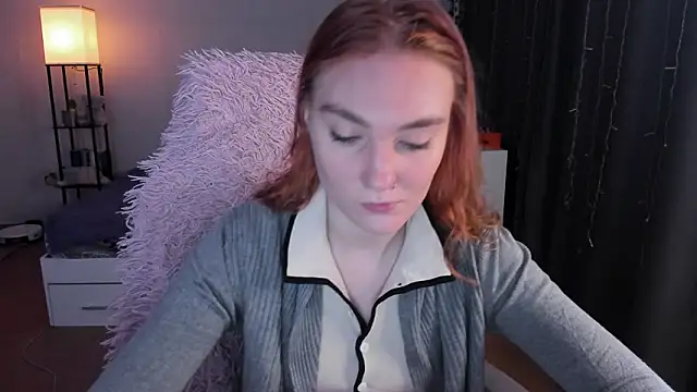 Snapshot of ReddHotPipper chatting on 02/04/26, 03:23 ReddHotPipper online show from 02/04/26, 03:23