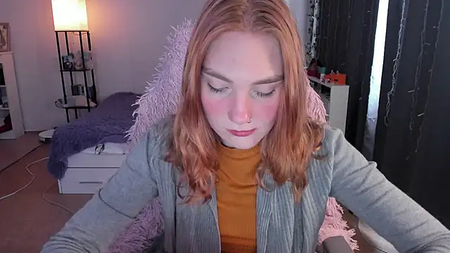 Snapshot of ReddHotPipper chatting on 02/27/26, 03:50 ReddHotPipper online show from 02/27/26, 03:50