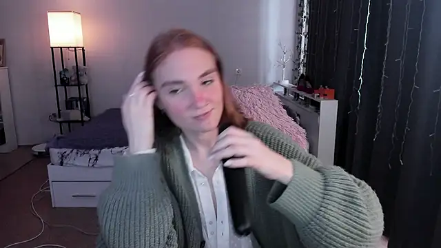 Snapshot of ReddHotPipper chatting on 03/02/26, 07:15 ReddHotPipper online show from 03/02/26, 07:15