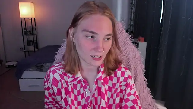 ReddHotPipper online show from 05/04/26, 03:46