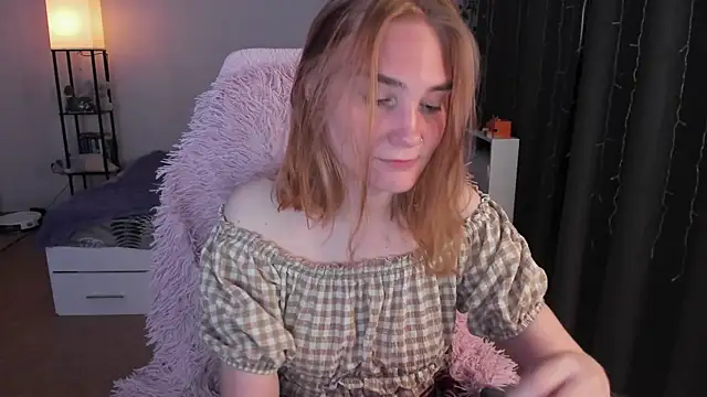 ReddHotPipper online show from 05/06/26, 03:46
