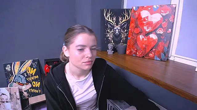 MissOliviaa  online show from 11/15/25, 07:49