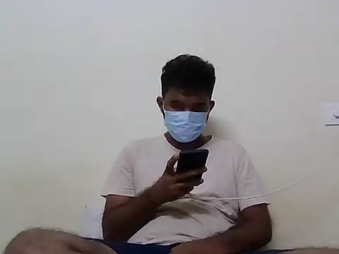 Snapshot of nick05inch chatting on 10/26/25, 01:17 nick05inch online show from 10/26/25, 01:17