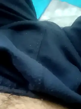 Snapshot of nick05inch chatting on 11/06/25, 01:17 nick05inch online show from 11/06/25, 01:17