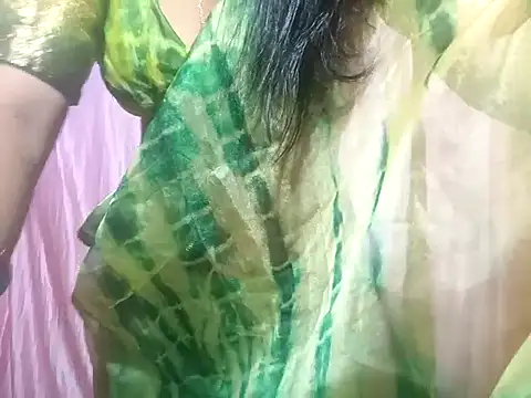 poojaxxx65 online show from 02/26/25, 05:39