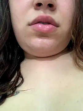 Snapshot of lalinha_sapeka chatting on 09/21/25, 05:03 lalinha sapeka online show from 09/21/25, 05:03