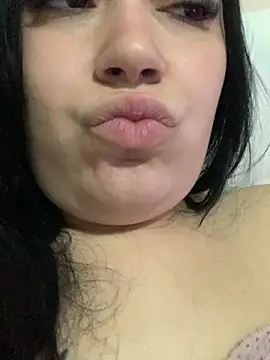 Snapshot of lalinha_sapeka chatting on 04/21/26, 02:01 lalinha sapeka online show from 04/21/26, 02:01