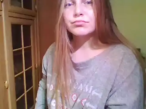 Evasapples online show from 02/01/25, 04:22