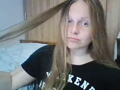 Evasapples online show from 03/09/25, 07:59