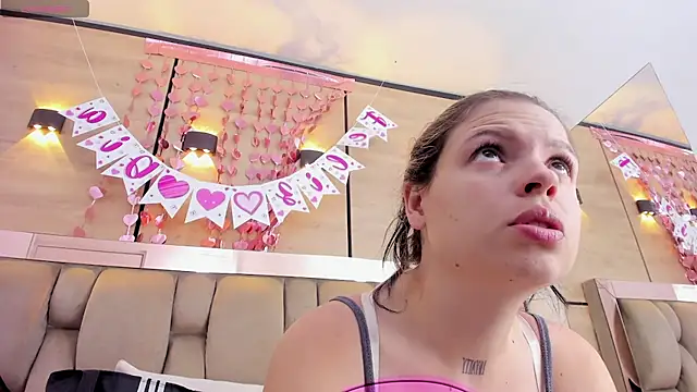 Snapshot of dorothy_vegga chatting on 02/12/26, 04:07 dorothy vegga online show from 02/12/26, 04:07