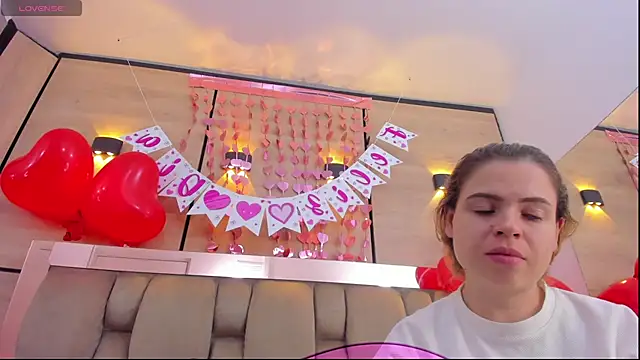 Snapshot of dorothy_vegga chatting on 02/16/26, 03:24 dorothy vegga online show from 02/16/26, 03:24