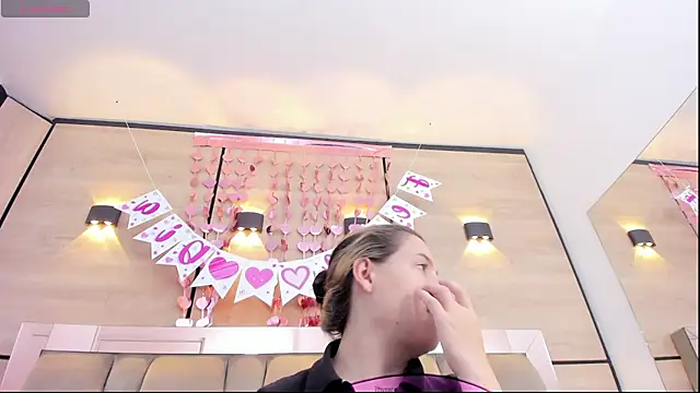 Snapshot of dorothy_vegga chatting on 02/17/26, 03:36 dorothy vegga online show from 02/17/26, 03:36