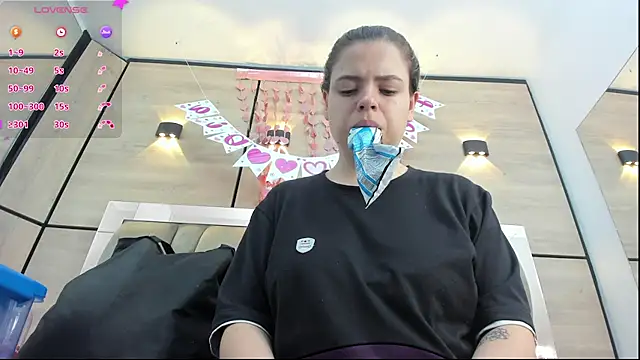 Snapshot of dorothy_vegga chatting on 02/18/26, 03:24 dorothy vegga online show from 02/18/26, 03:24