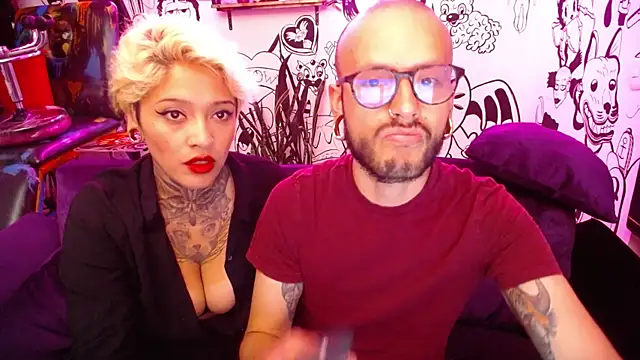 Snapshot of tatouagendecouple chatting on 02/02/25, 03:21 tatouagendecouple online show from 02/02/25, 03:21