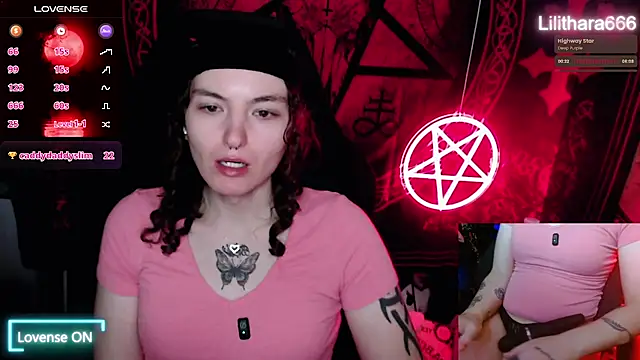 BrandiWRLD 999 online show from 10/31/25, 05:58