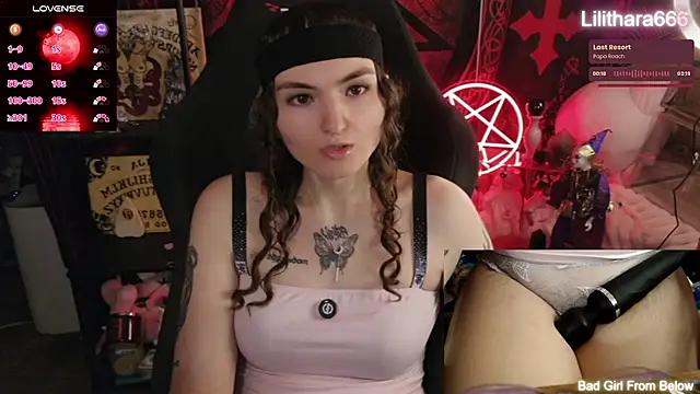 BrandiWRLD 999 online show from 06/25/26, 04:33