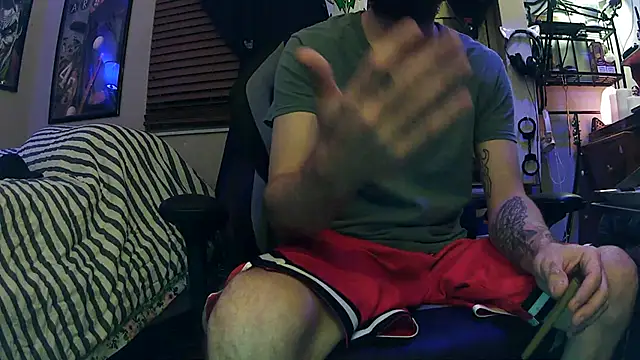 Snapshot of slutty_guy12 chatting on 02/16/25, 02:42 slutty guy12 online show from 02/16/25, 02:42