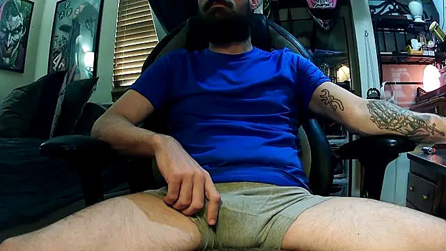 Snapshot of slutty_guy12 chatting on 03/02/25, 10:05 slutty guy12 online show from 03/02/25, 10:05