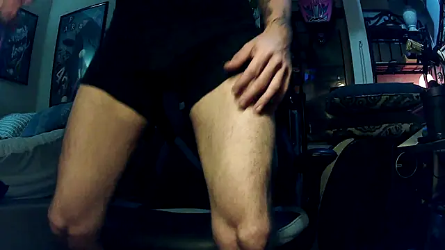 Snapshot of slutty_guy12 chatting on 03/16/25, 03:14 slutty guy12 online show from 03/16/25, 03:14